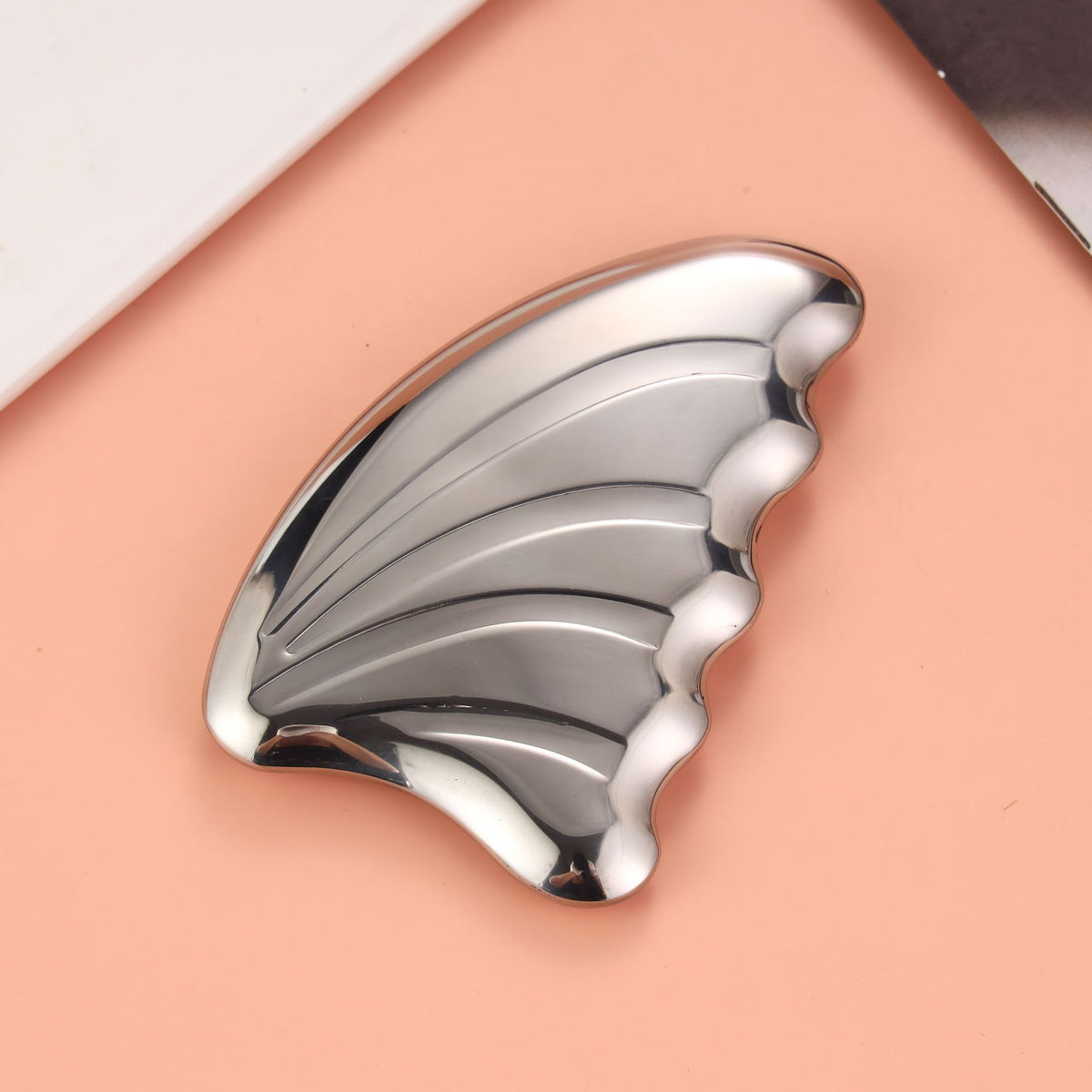 Angel Wing Ice Facial Gua Sha Board with Inner Coolant – Engelsflügel-Eis-Gesichts-Gua-Sha-Platte mit integriertem Kühlmittel
