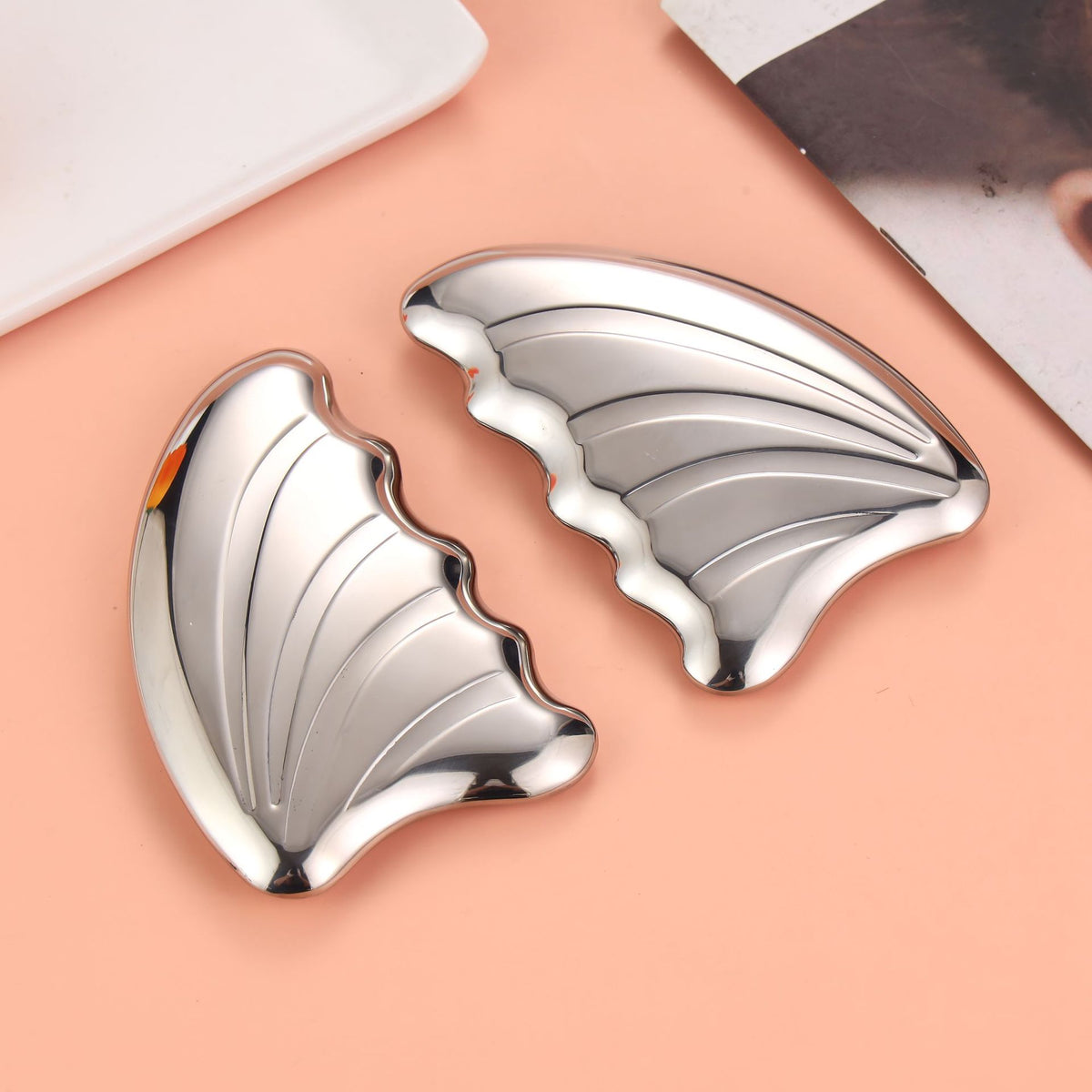 Angel Wing Ice Facial Gua Sha Board with Inner Coolant – Engelsflügel-Eis-Gesichts-Gua-Sha-Platte mit integriertem Kühlmittel